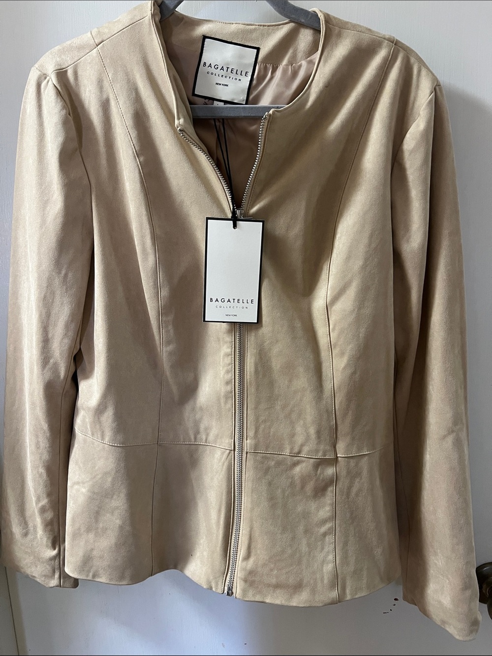 Bagatelle Women's Cream Leather Zip-Front Jacket